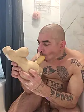 Snapshot of freakeypoint chatting on 11, 12, 2024 freakeypoint online show from 11, 12, 2024