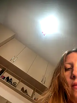 Snapshot of Sashabunny chatting on 4, 10, 2025 Sashabunny online show from 4, 10, 2025