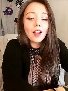 Snapshot of Kimiechanuwu chatting on 30, 10, 2025 Kimiechanuwu online show from 30, 10, 2025