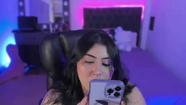 Snapshot of Tellme_Alexa chatting on 18, 12, 2024 Tellme Alexa online show from 18, 12, 2024