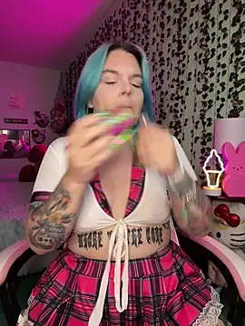 CherryBombBomb online show from 4, 4, 2026