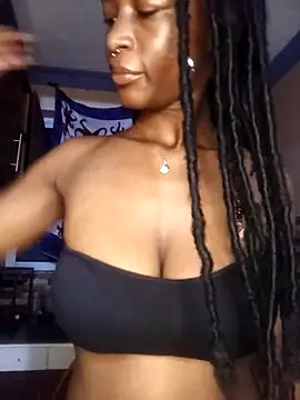 Snapshot of Ayrella02 chatting on 25, 3, 2026 Ayrella02 online show from 25, 3, 2026