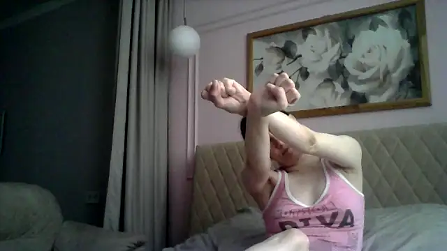 Snapshot of SunElizabeth chatting on 5, 3, 2025 SunElizabeth online show from 5, 3, 2025