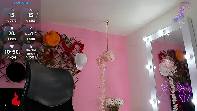 SamaraCortez online show from 28, 2, 2025