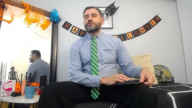 Snapshot of jonasbeards chatting on 21, 10, 2025 jonasbeards online show from 21, 10, 2025