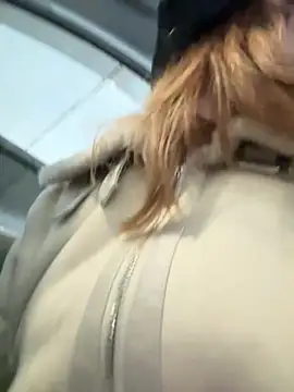 Snapshot of LavenderHot chatting on 8, 12, 2024 LavenderHot online show from 8, 12, 2024