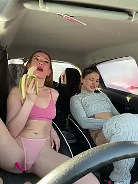 Snapshot of LavenderHot chatting on 13, 1, 2025 LavenderHot online show from 13, 1, 2025