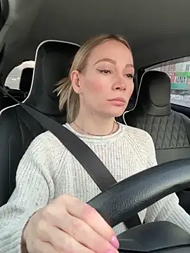 Snapshot of LavenderHot chatting on 6, 2, 2025 LavenderHot online show from 6, 2, 2025