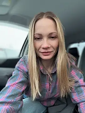 LavenderHot online show from 17, 12, 2025