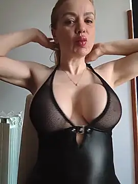 Snapshot of eva_ragazzadolce chatting on 6, 6, 2026 eva ragazzadolce online show from 6, 6, 2026