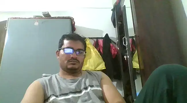 naughtymike0007 online show from 15, 1, 2025