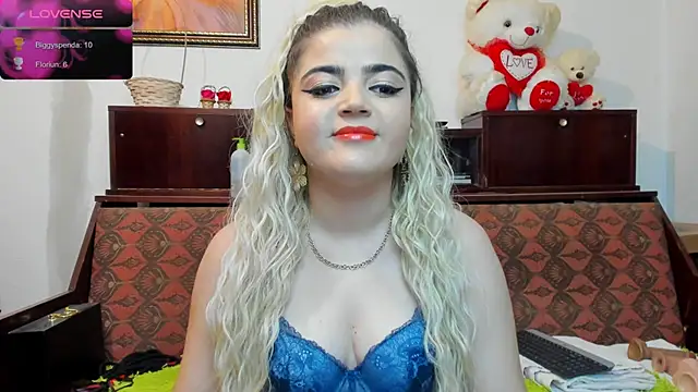 Snapshot of Anasunshine12 chatting on 14, 12, 2024 Anasunshine12 online show from 14, 12, 2024