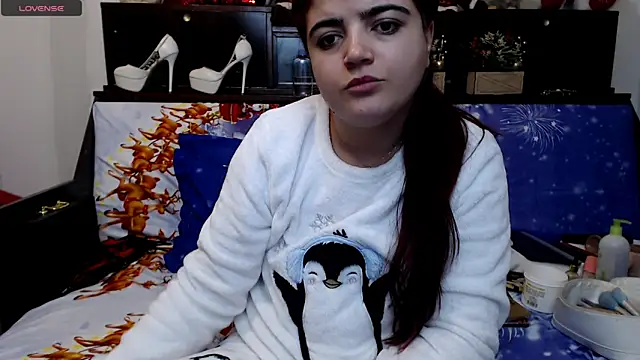 Snapshot of Anasunshine12 chatting on 2, 1, 2025 Anasunshine12 online show from 2, 1, 2025