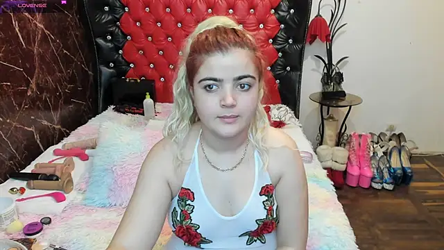 Snapshot of Anasunshine12 chatting on 18, 1, 2025 Anasunshine12 online show from 18, 1, 2025