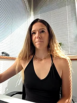 lucie mehott online show from 22, 5, 2026
