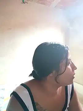 Giselabrunette25 online show from 30, 11, 2025