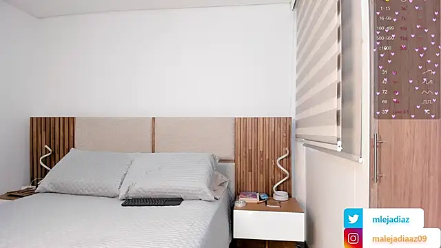 Snapshot of MalejaDiaz_ chatting on 30, 9, 2025 MalejaDiaz online show from 30, 9, 2025