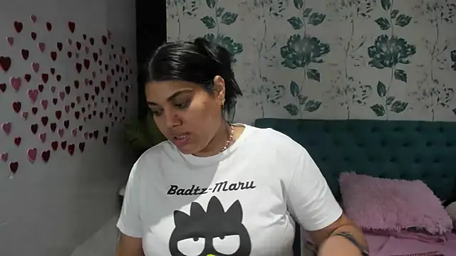 LindaBreeS online show from 18, 2, 2025