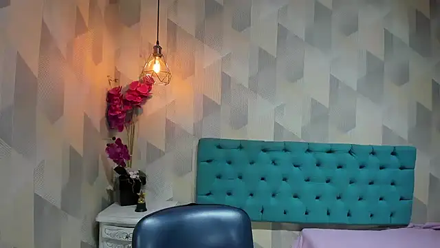 Snapshot of LindaBreeS chatting on 23, 5, 2026 LindaBreeS online show from 23, 5, 2026