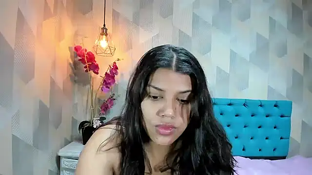Snapshot of LindaBreeS chatting on 27, 5, 2026 LindaBreeS online show from 27, 5, 2026