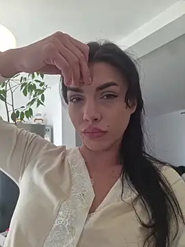 Snapshot of JolieLizz chatting on 29, 10, 2025 JolieLizz online show from 29, 10, 2025