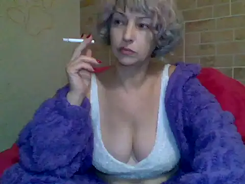 Lorie Carrie online show from 11, 12, 2024