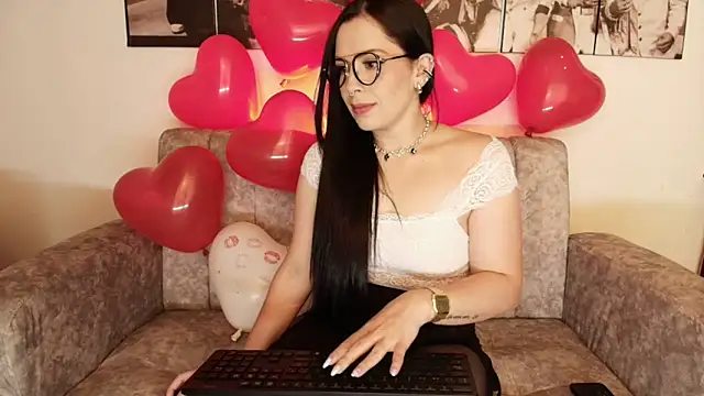 camii evanss online show from 12, 2, 2025