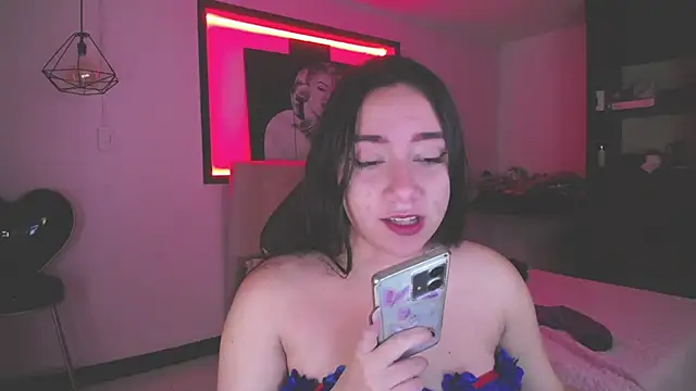 Snapshot of Andrea_Ramos chatting on 29, 12, 2024 Andrea Ramos online show from 29, 12, 2024