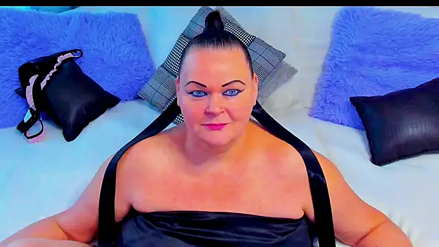 MilanaBiegert online show from 3, 12, 2025