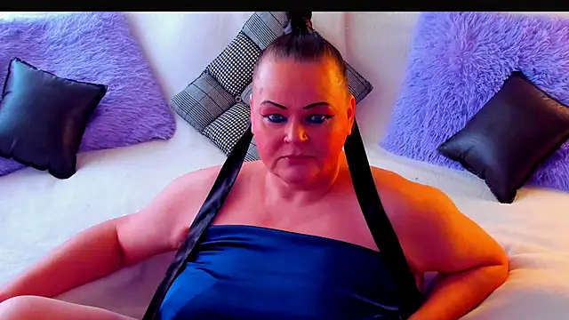 Snapshot of MilanaBiegert chatting on 19, 6, 2026 MilanaBiegert online show from 19, 6, 2026