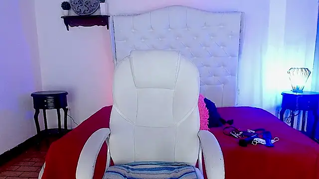 elena detroya online show from 5, 12, 2024