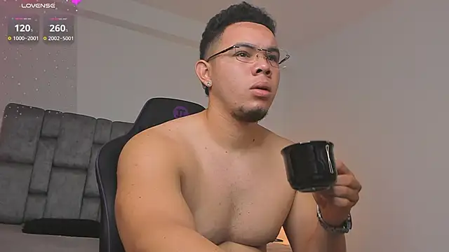 Snapshot of jhotta_fox chatting on 13, 1, 2026 jhotta fox online show from 13, 1, 2026