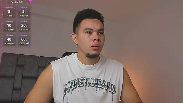 Snapshot of jhotta_fox chatting on 18, 1, 2026 jhotta fox online show from 18, 1, 2026