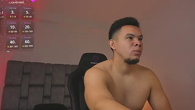 Snapshot of jhotta_fox chatting on 6, 2, 2026 jhotta fox online show from 6, 2, 2026