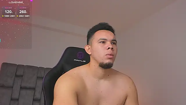 Snapshot of jhotta_fox chatting on 9, 2, 2026 jhotta fox online show from 9, 2, 2026