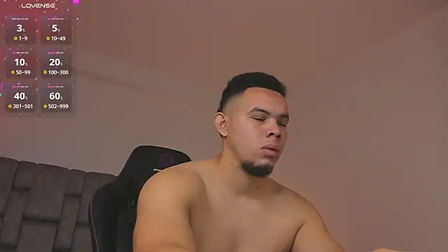 Snapshot of jhotta_fox chatting on 14, 2, 2026 jhotta fox online show from 14, 2, 2026