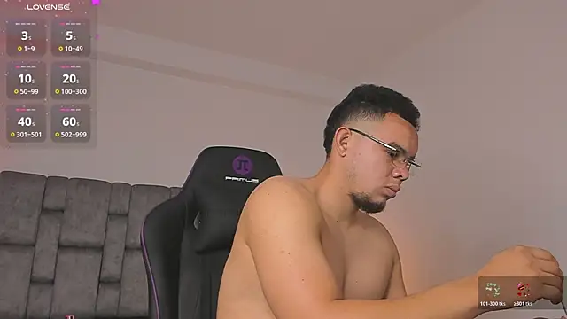 Snapshot of jhotta_fox chatting on 16, 2, 2026 jhotta fox online show from 16, 2, 2026