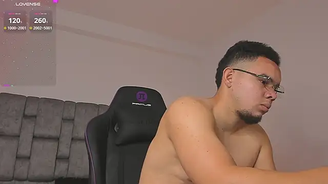 Snapshot of jhotta_fox chatting on 18, 2, 2026 jhotta fox online show from 18, 2, 2026