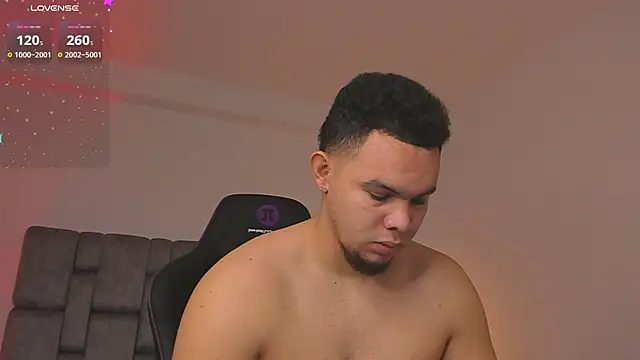 Snapshot of jhotta_fox chatting on 26, 2, 2026 jhotta fox online show from 26, 2, 2026