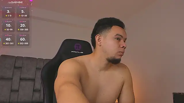 Snapshot of jhotta_fox chatting on 2, 3, 2026 jhotta fox online show from 2, 3, 2026