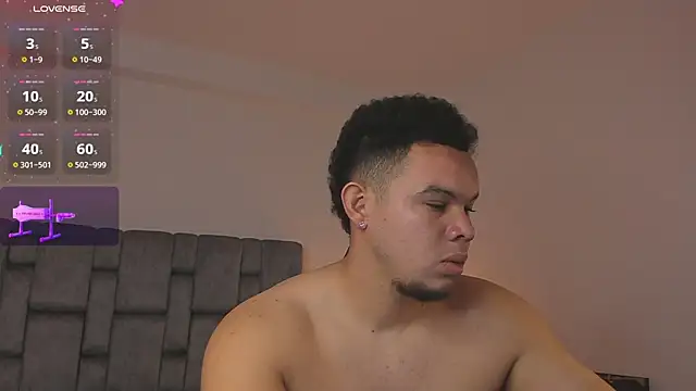 Snapshot of jhotta_fox chatting on 28, 3, 2026 jhotta fox online show from 28, 3, 2026