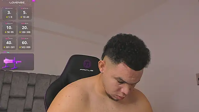 Snapshot of jhotta_fox chatting on 29, 3, 2026 jhotta fox online show from 29, 3, 2026