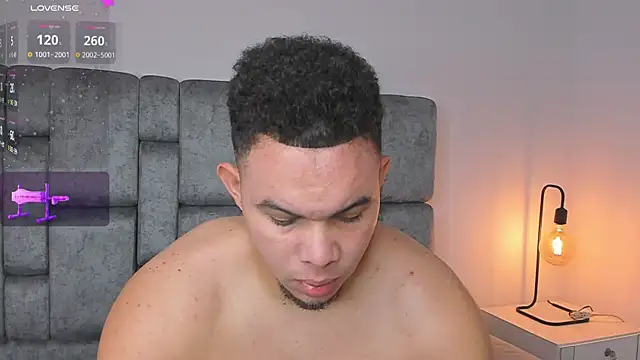 Snapshot of jhotta_fox chatting on 31, 3, 2026 jhotta fox online show from 31, 3, 2026