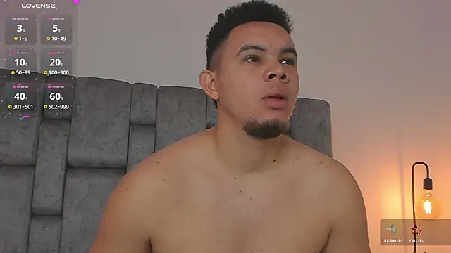 Snapshot of jhotta_fox chatting on 4, 4, 2026 jhotta fox online show from 4, 4, 2026