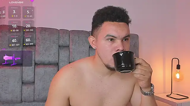 Snapshot of jhotta_fox chatting on 7, 4, 2026 jhotta fox online show from 7, 4, 2026