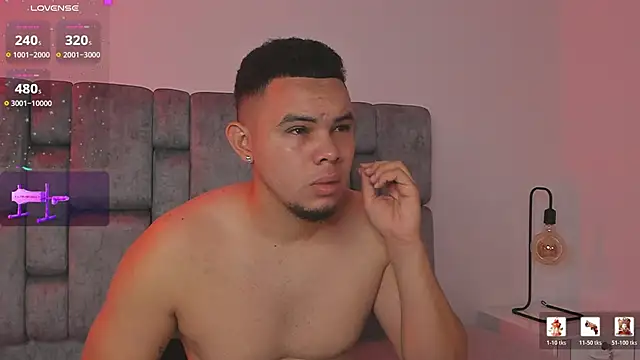 Snapshot of jhotta_fox chatting on 11, 4, 2026 jhotta fox online show from 11, 4, 2026