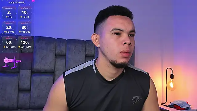 Snapshot of jhotta_fox chatting on 13, 4, 2026 jhotta fox online show from 13, 4, 2026