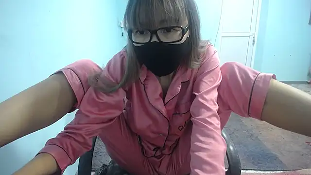 elllaaxx online show from 5, 12, 2024