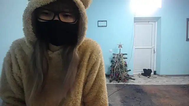 elllaaxx online show from 11, 12, 2024