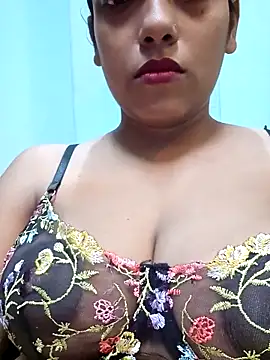 Snapshot of sexyindi_couple chatting on 23, 4, 2026 sexyindi couple online show from 23, 4, 2026